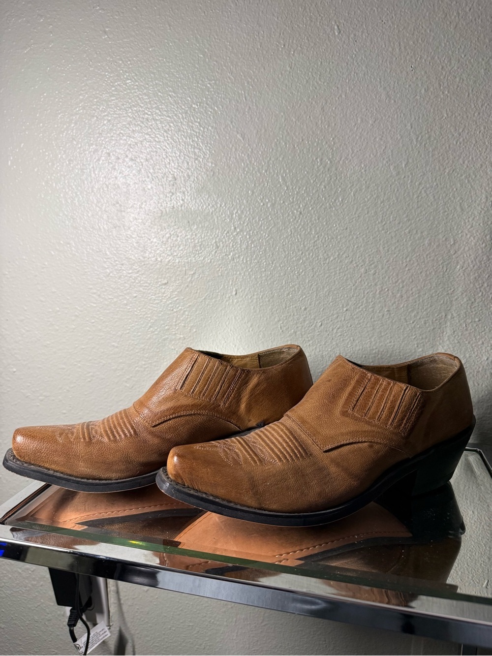 Women’s Brown Leather Western Slip-On Shoes Square Toe Size 7 Made in India - Picture 2 of 8